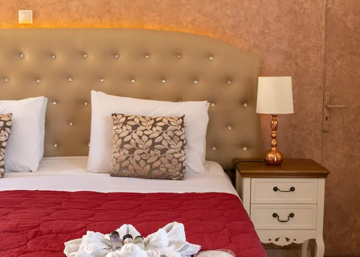 Knights' Castle Bed & Breakfast