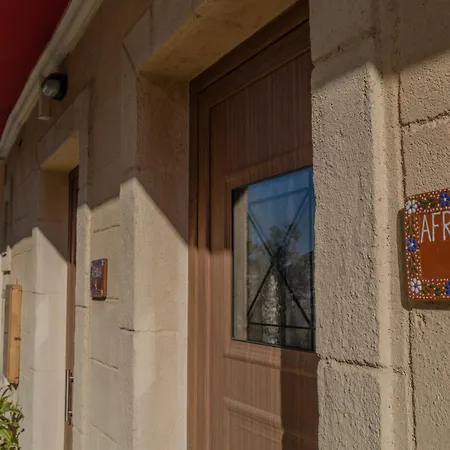 Bed & Breakfast Knights' Castle 3*