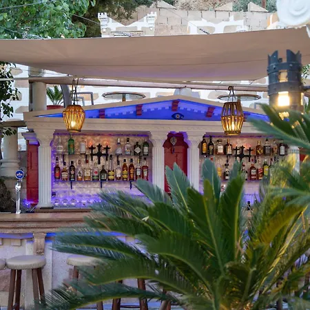 Bed & Breakfast Knights' Castle