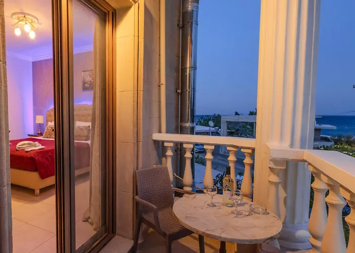 Knights' Castle Bed & Breakfast 3*