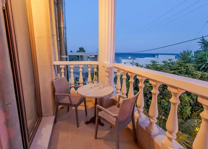 Knights' Castle B&B 아크앤젤로스