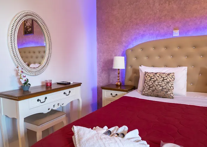 Knights' Castle Bed & Breakfast